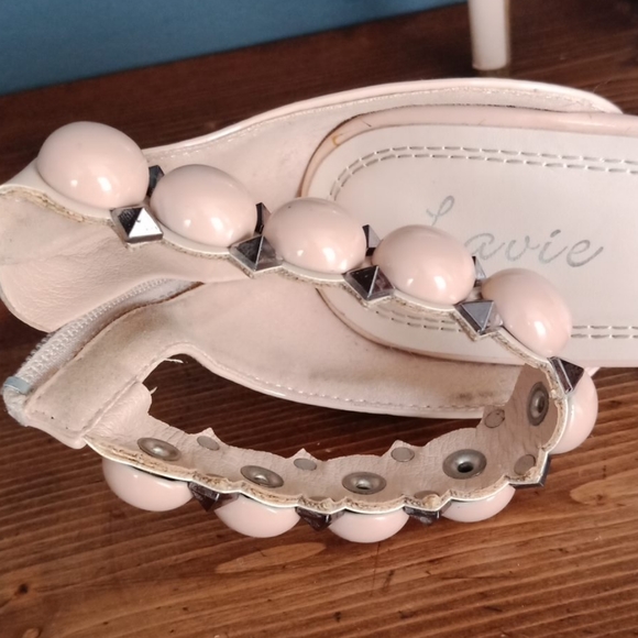 Heels - Picture 12 of 16